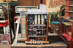 1934 Mills Novelty Castle Front 5c Vintage Slot Machine w. Side Mint Vendor