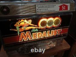 RARE BALLY 1081-6-H 5¢ NICKEL SLOT MACHINE THE MEDALIST 5 REEL 3 PLAY With VIDEO