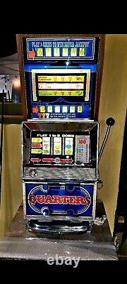 Slot Machine. Ballys 25 Cent slot machine from LV, with Keys