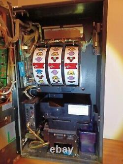 Vintage Japanese Pachislo Token Slot Machine CLASH (Read Description Please)