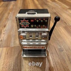 Vintage WACO LITTLE CHIEF Tabletop Slot Machine Made In Japan Working Condition