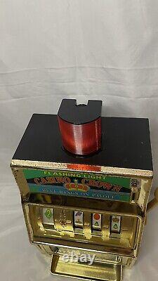 Vintage Waco Flashing Light Casino Crown Slot Machine